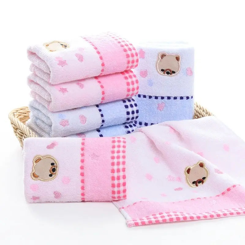 2pcs Soft Cotton Cartoon Bear Face Towels for Kids